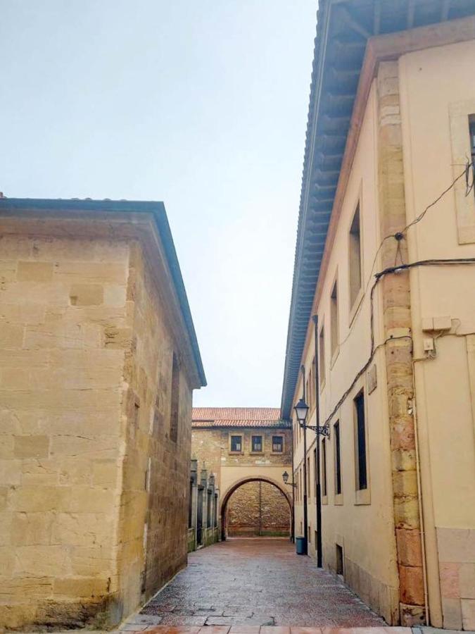 San Isidoro Coliving Hotel Oviedo Exterior photo